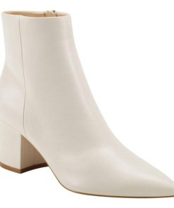 Riverbendrobes.shop47504fff4c 2