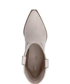 Riverbendrobes.shopd27a30badf 4