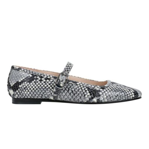 Riverbendrobes.shope7960380f9 1