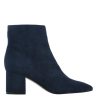 Riverbendrobes.shopf853e205f4 1