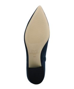 Riverbendrobes.shopf853e205f4 5
