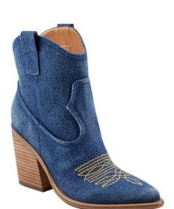 Riverbendrobes.shopf9305023cf 2