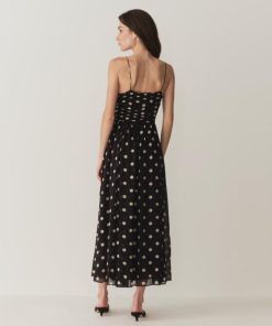 Riverbendrobes.shop1c29116315 4