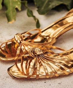 Riverbendrobes.shop1c98c3a481 4