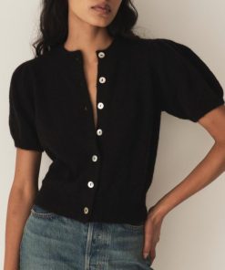 Riverbendrobes.shop5cfd3f43d9 3