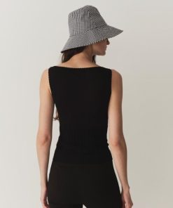 Riverbendrobes.shop6474500a3f 3