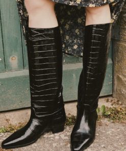 Riverbendrobes.shop7f66c32e4c 1