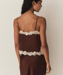 Riverbendrobes.shop8099d3adb1 3