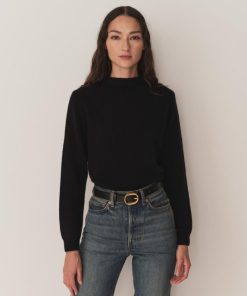 Riverbendrobes.shop8cb4daf3b8 1