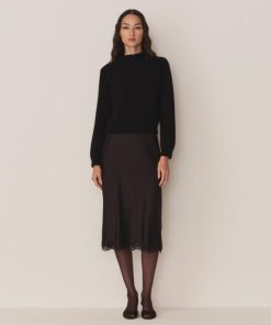 Riverbendrobes.shop8cb4daf3b8 2