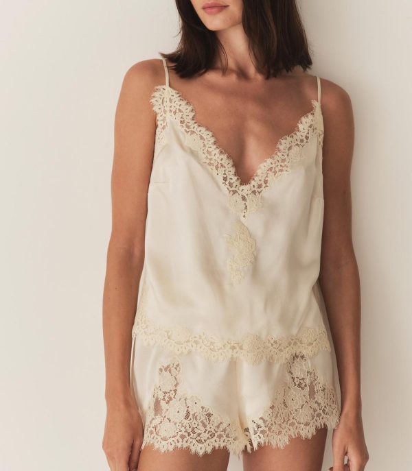 Riverbendrobes.shopbb88860c89 2