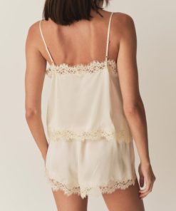 Riverbendrobes.shopbb88860c89 3