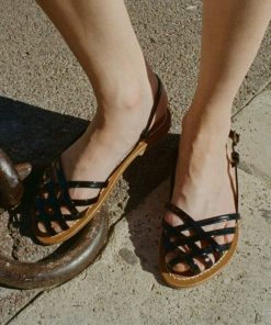 Riverbendrobes.shopd4d6eabb9d 1