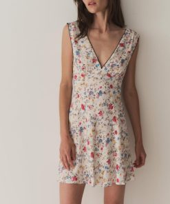 Riverbendrobes.shopf785a92b76 2