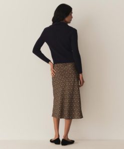 Riverbendrobes.shopfac467ffd5 5