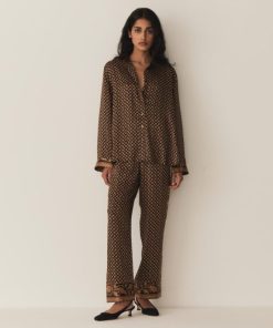 Riverbendrobes.shopfb5645f6e2 4